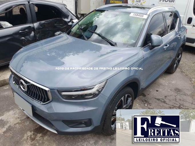 VOLVO XC40 20/20