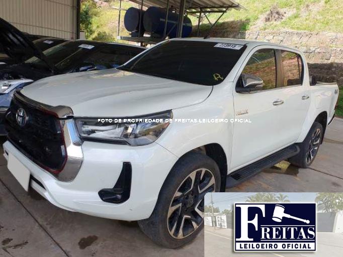 TOYOTA HILUX CD 21/21