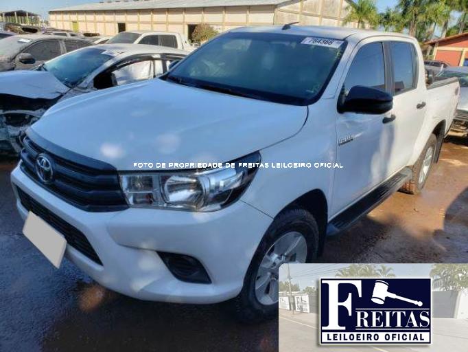 TOYOTA HILUX CD 20/21