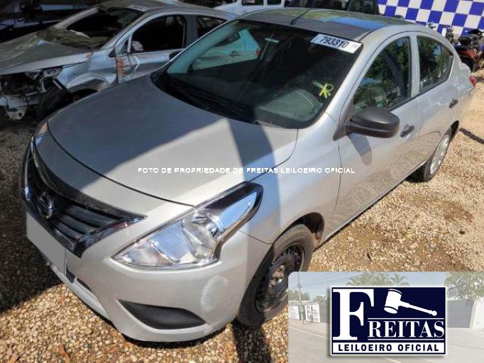 NISSAN VERSA 21/21 