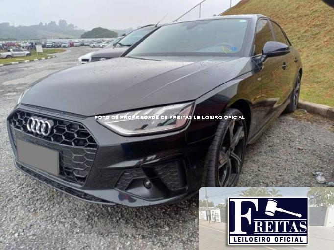 AUDI A4 22/23