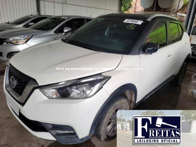 NISSAN KICKS 18/18
